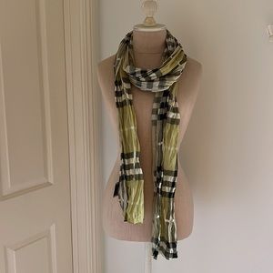 Rare Burberry Cotton & Silk Green Scarf